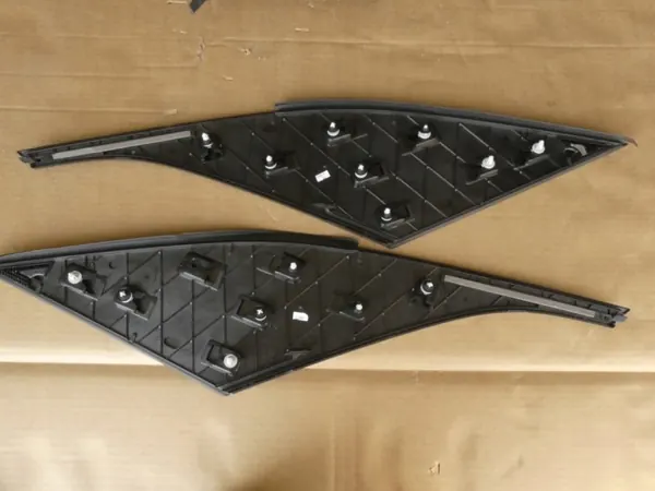 Viimeistelydetalji OEM 11A853377A Volkswagen ID.4 2022 image 4