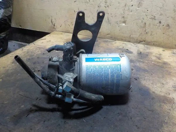 Ilmankuivain OEM 81.52102-6218 MAN TGX 26.440:lle image 4