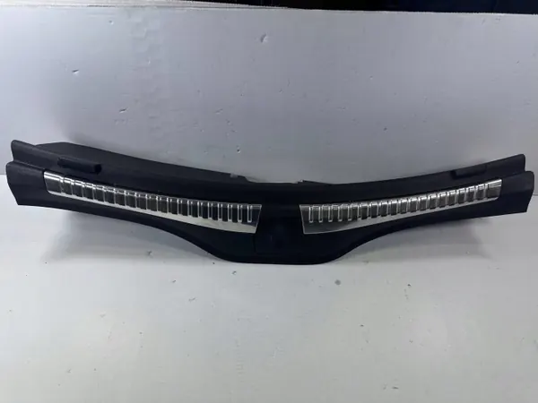 Renault Espace V Couvre-ceinture arrière OEM 849209814R image 2