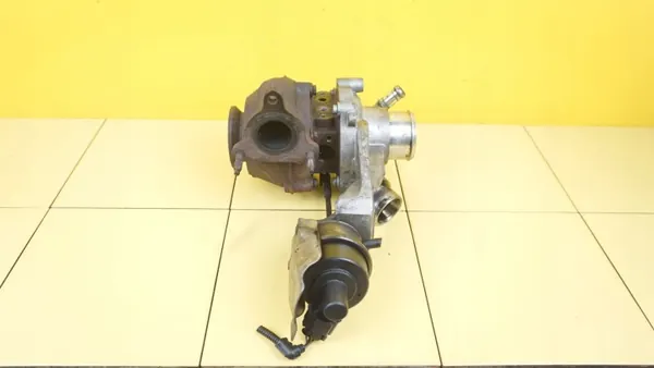 Turbocompresor OEM 55493250 para Opel Astra Meriva 1.6 CDTI image 4