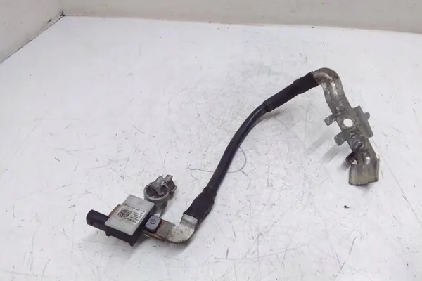 Klema minusowa VW PASSAT B7 ALLTRACK 5Q0915181G image 3