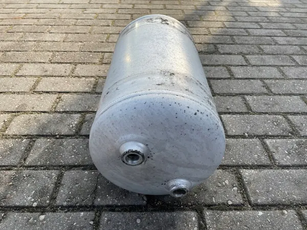 Luftbehälter 20L OEM 4396808 für Iveco Stralis image 2