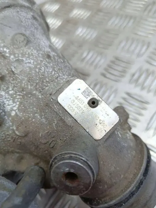 Turboahdin OEM A6510906180 Mercedes-Benz E W212:lle image 9