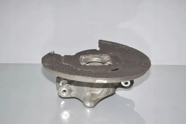 BMW 6 Gran Coupe Taka-Oikea Pyörännavetta OEM 33306852892 image 3