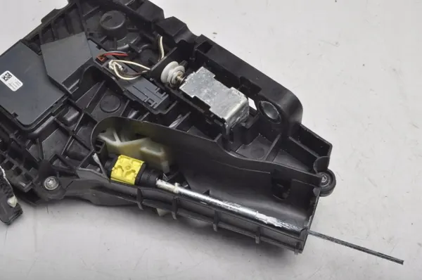 Volvo XC90 II Växelspak OEM 31437466 image 10
