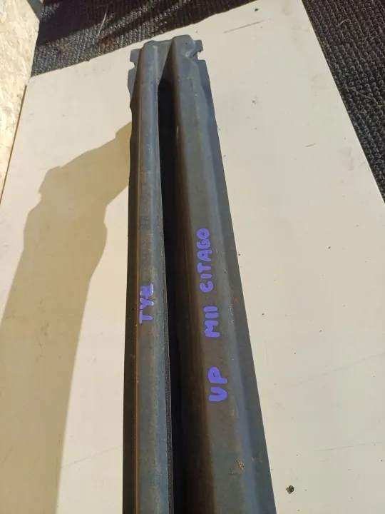 Poutre de pare-chocs arrière OEM 1S0807305B Volkswagen Up image 3