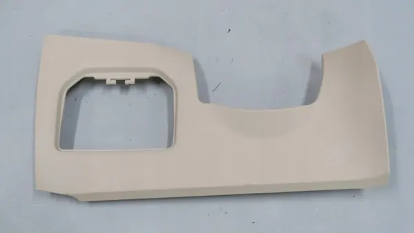BMW F44 Habillage Console Bas Gauche Oyster OEM 6823174 image 2