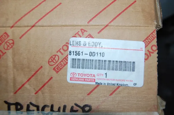 TOYOTA YARIS 2 P9 LIFT 2009-2011 LUZ TRASERA DERECHA 81561-0D110 image 4