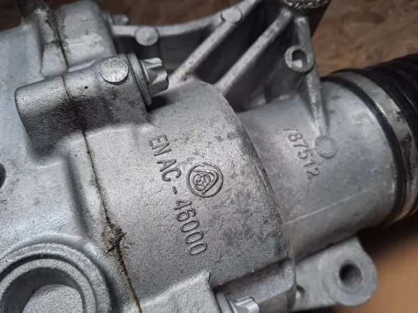 Support Moteur Avant Mercedes-Benz E W213 OEM 240102491 image 4