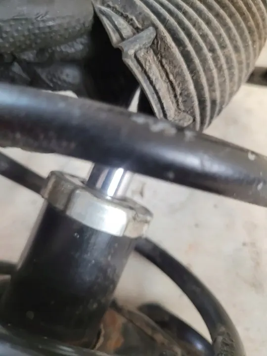 KYB Stötdämpare Mazda 3 Främre Höger image 8