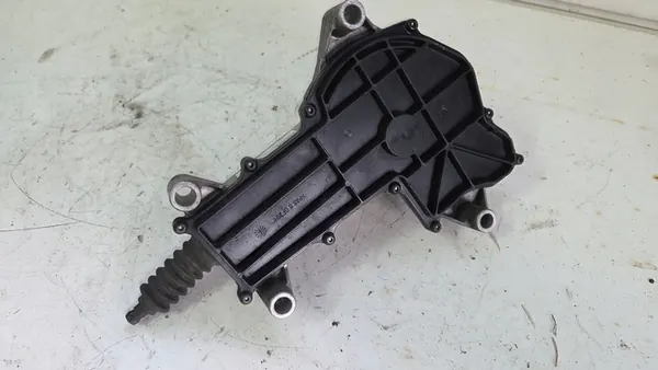 Desengate Iveco Daily 2.3 HPI OEM 013981000046 image 4