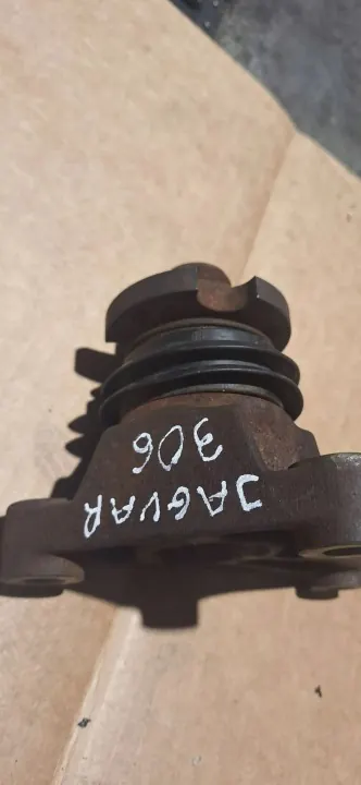 Base Visco OEM VV49NC pour Jaguar 3.0D image 4