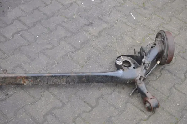 TOYOTA YARIS II Trave di Sospensione Posteriore image 3