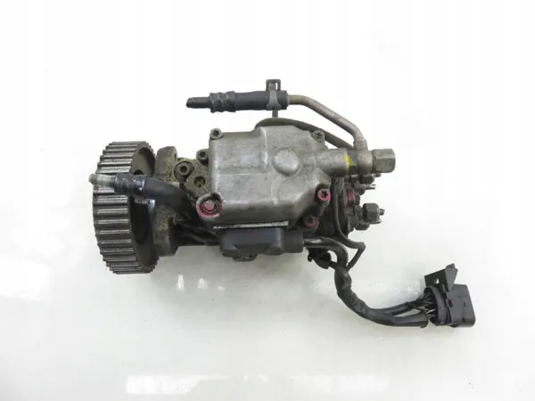 Inspuitpomp VW Golf IV 1.9 TDI OEM 038130107D image 2