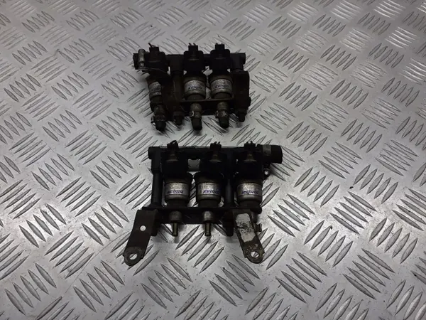 Carril de inyección GLP OEM 67R-010092 Usado image 3