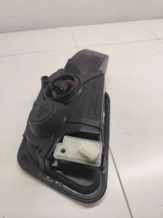 OEM 981010968A Kraftstoffklappe für Peugeot 2008 II 1.6L Diesel image 7