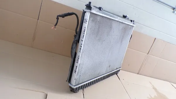 Waterkoelingsventilator OEM CARENS II 1.8 16V image 4