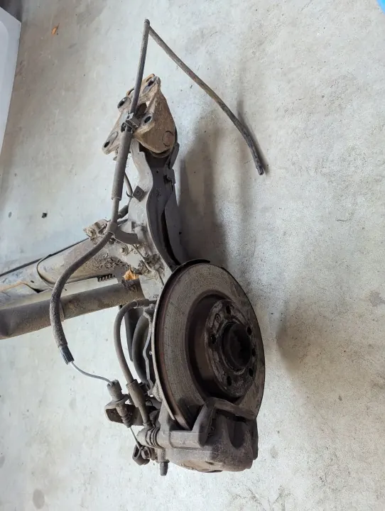 Opel Combo E achterasbalk OEM - Gebruikt OE-onderdeel image 4