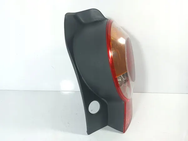 Renault Modus 04- Luz Trasera Derecha OE 8200538785 image 4
