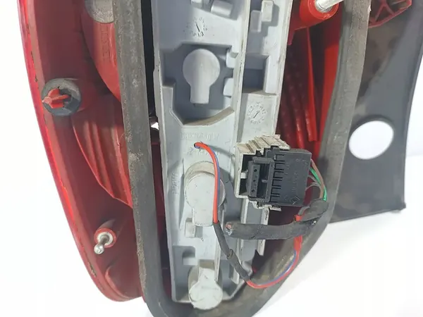 Renault Modus 04- Luz Trasera Derecha OE 8200538785 image 7