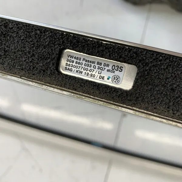 VW Passat B8 3G Chromikattohyllyt Set OEM 936246251 image 9