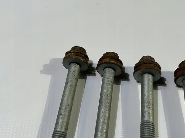 Boulons de sous-châssis arrière Maserati Ghibli M157 2013- OEM 729157 image 3