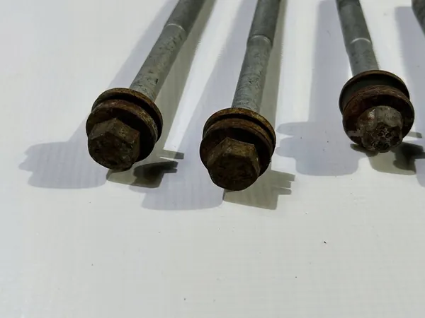 Boulons de sous-châssis arrière Maserati Ghibli M157 2013- OEM 729157 image 6