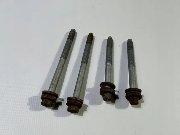 Boulons de sous-châssis arrière Maserati Ghibli M157 2013- OEM 729157 image 8