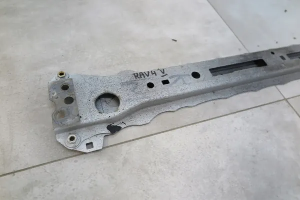 TOYOTA RAV4 Kühlerträger unten image 2