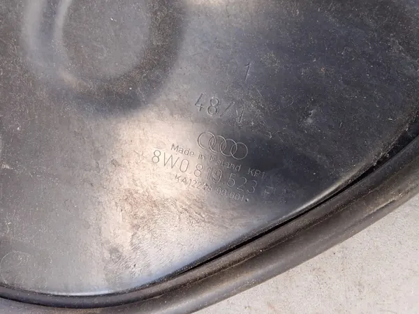 Audi A4 B9 A5 8W Bulkhead Cover 8W0819523F image 3