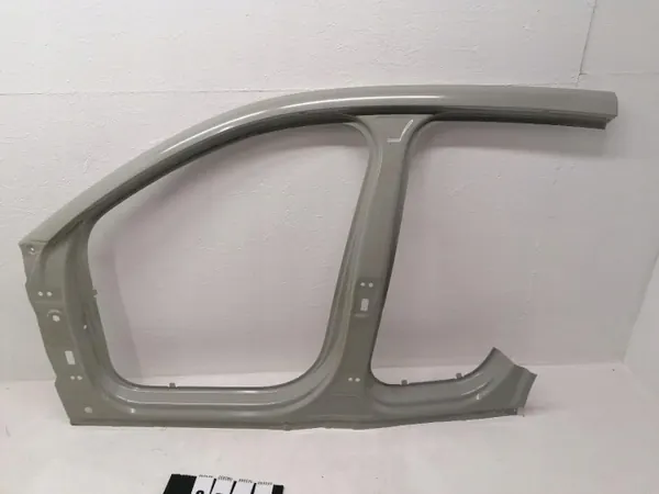 Volvo EX30 Cubrepilar izquierdo OEM 80008955 image 6