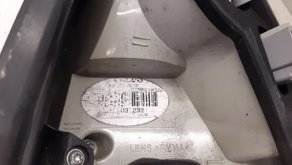 Luz trasera izquierda Volvo XC70 II 31276839 image 6