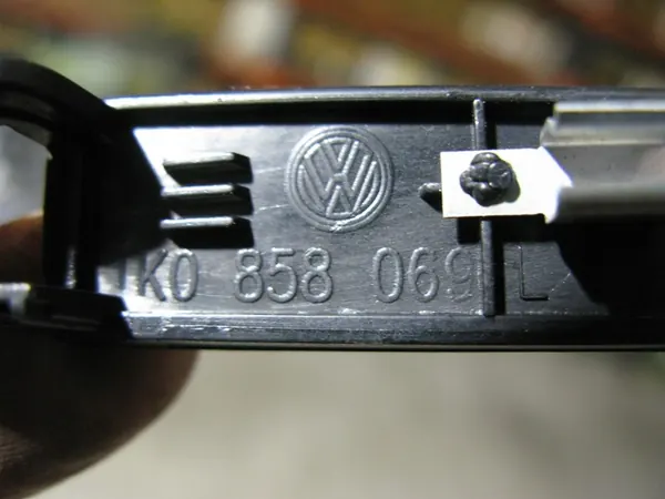 Radio Ram för Klimatpanel VW Golf V image 3