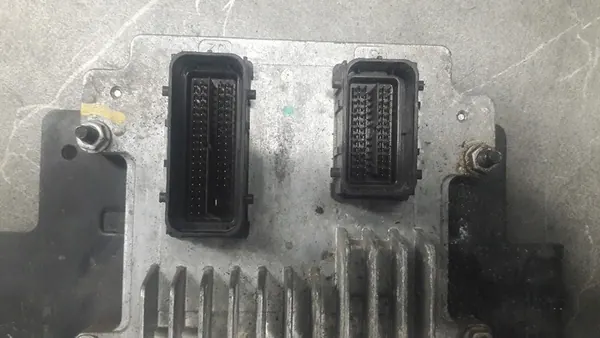 Chevroletin moottorinohjausmoduuli 12645482 image 3