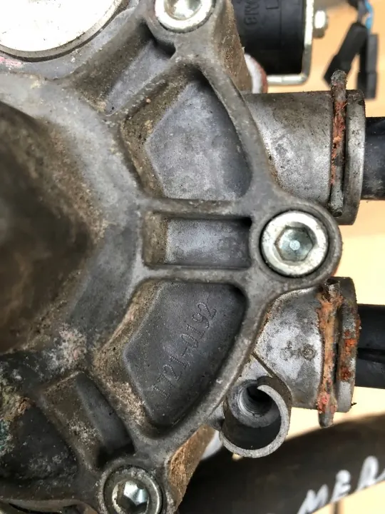 Redutor GPL OEM 67R-01 1053 270 CV Usado image 4