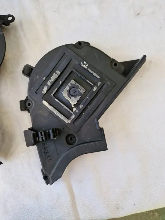 Capa da correia de distribuição CITROËN C4 PICASSO II 1.6L Diesel image 6