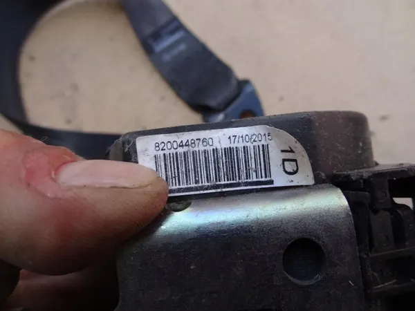 Cinturón de seguridad delantero derecho OEM 8200448760 image 3