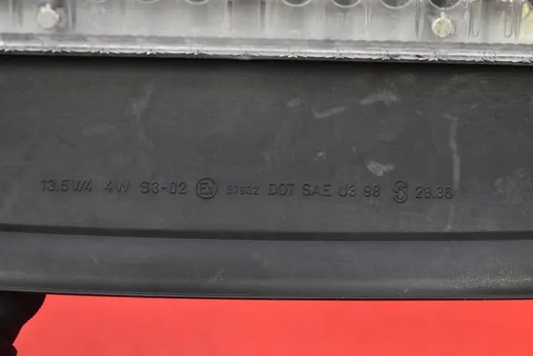 Luz de Freio BMW E46 Sedan Lift 01-06 OEM 8386963 image 8