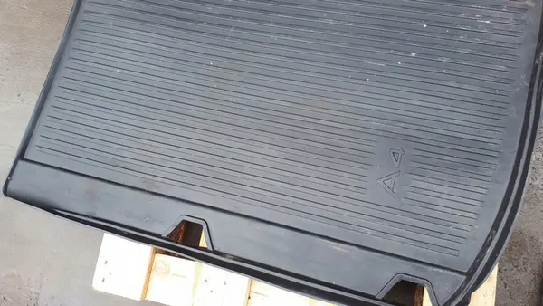 Audi S4 B9 Sedan Kumimatto 8W5061180 image 4