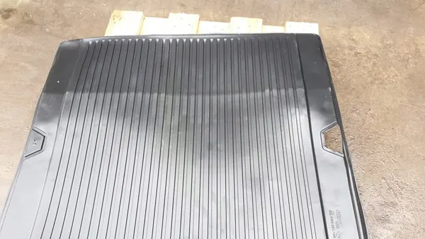 Audi S4 B9 Sedan Kumimatto 8W5061180 image 7