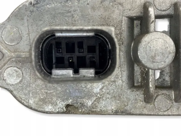 OEM 89250921 Oikea DRL-valo Porsche Cayenne III:lle image 5