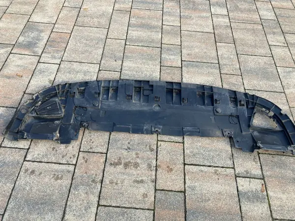 Renault Trafic III Framskärm/Motorplatta OEM image 10