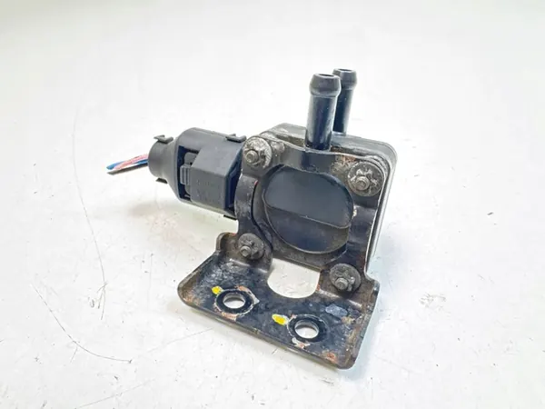 2008 KIA Ceed Capteur de pression d'échappement 392102A750 image 2