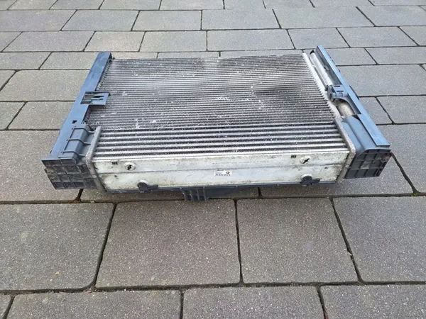 Conjunto de radiadores BMW X1 E84 2.0D con ventilador image 5