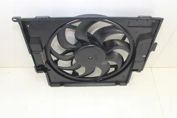 BMW Koelventilator OEM 365577710 voor F21 2.0D image 5