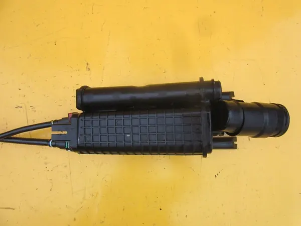 Jeep Wrangler JL Brandstofdampfilter OEM 52029779AD image 4