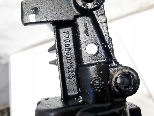 Oliepomp Renault Scenic OEM 7700600252 2002 1.9L image 4