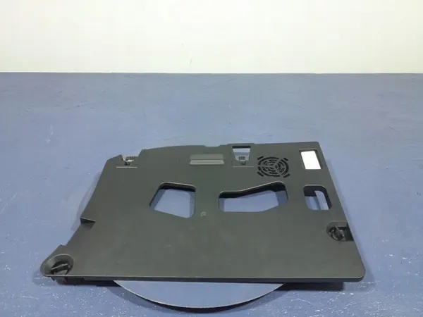 BMW OE Cache Console Inférieur Droit EU 6823295 image 2
