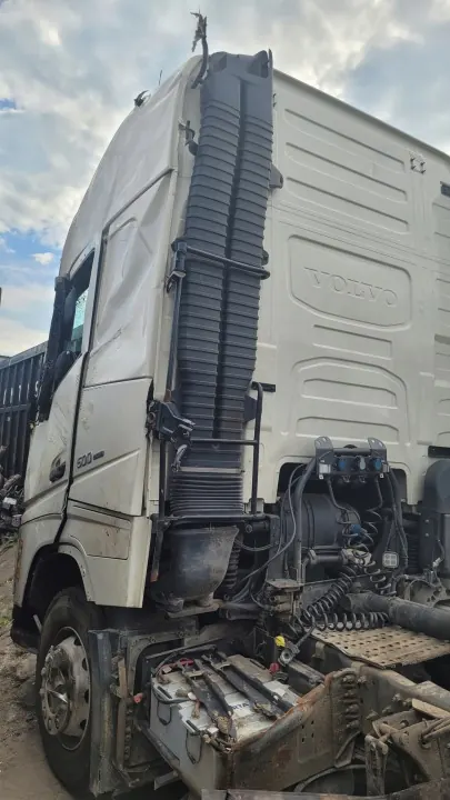 Cabine complète Volvo OE pour FH4 Globetrotter XXL image 3