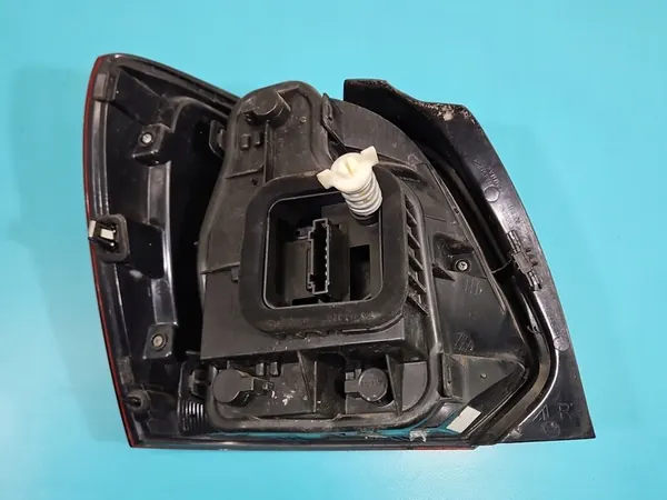 Luz Trasera Derecha VW Polo V 6R 09- OEM 6R0945096AH image 3